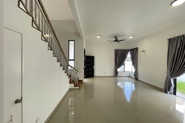 Garden Villa @ Bukit Indah 2