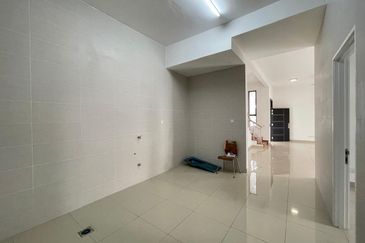 Garden Villa @ Bukit Indah 2