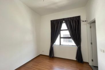 Garden Villa @ Bukit Indah 2