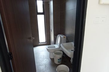 Cube On Hill ( Taman Bukit Pulai )