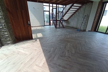 Cube On Hill ( Taman Bukit Pulai )