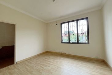 Taman Austin Perdana