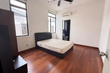 The Canal Garden South, Horizon Hills