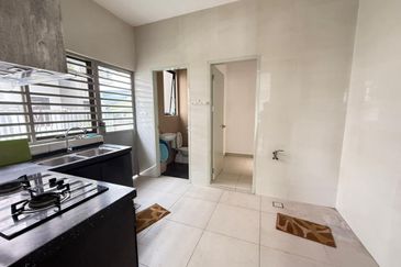 The Canal Garden South, Horizon Hills