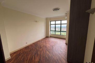 The Straits View, Bandar Baru Permas Jaya