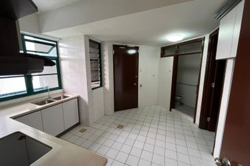 The Straits View, Bandar Baru Permas Jaya