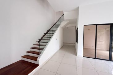 The Canal Garden South, Horizon Hills