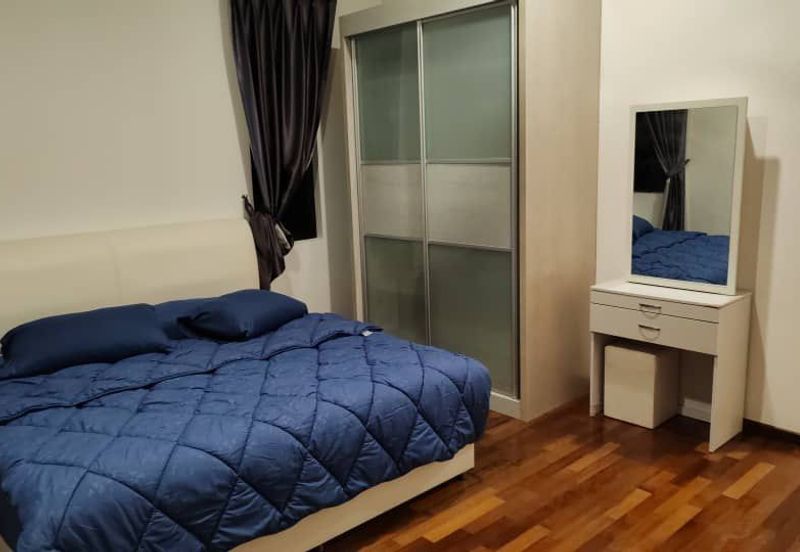 Golf West @ Horizon Hills Good Condition Double Storey Linked Bungalow