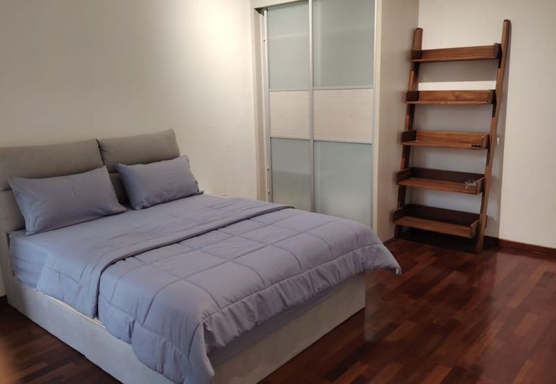 Golf West @ Horizon Hills Good Condition Double Storey Linked Bungalow