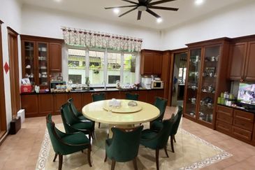 Jalan Stulang Laut 2