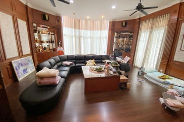 Jalan Stulang Laut 2