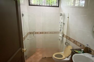 Jalan Stulang Laut 2