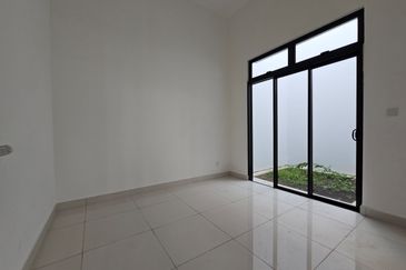 Taman Impian Emas (honeydale Residence)