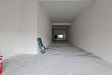 Taman Mount Austin Commercial