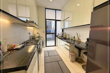 The Canal Garden South, Horizon Hills