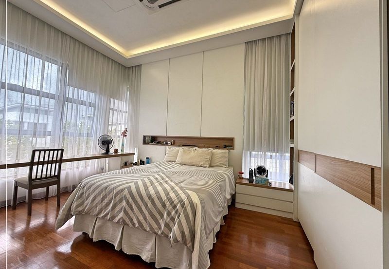 The Canal Garden South, Horizon Hills