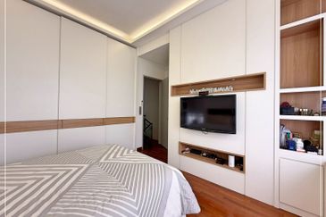 The Canal Garden South, Horizon Hills