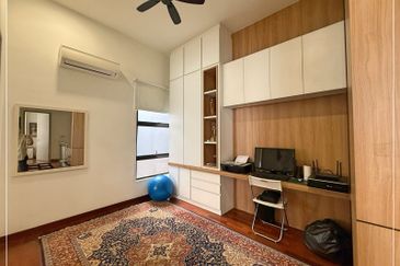 The Canal Garden South, Horizon Hills