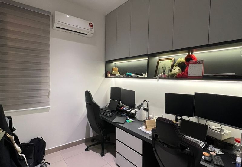 Twin Tower Residence