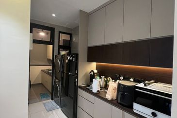 Twin Tower Residence