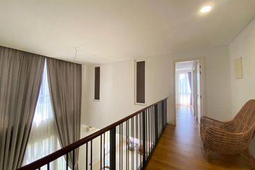 Emerald Bay @ Puteri harbour