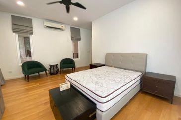 Emerald Bay @ Puteri harbour