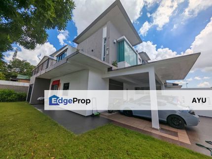 Taman Nusa Sentral Double Storey Corner Lot with Land, Johor, 