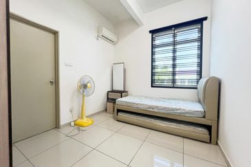 Oleander @ Kempas Utama