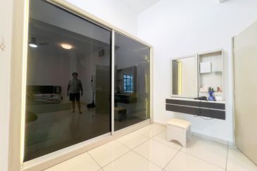 Oleander @ Kempas Utama