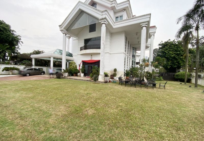 Stulang Laut / Darat