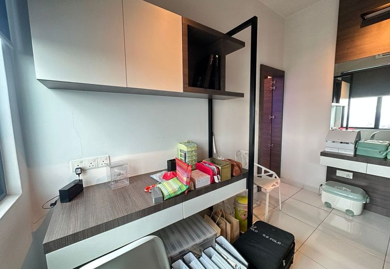 Sky Gardens Residences