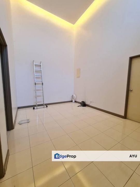 Taman Kempas Utama Double Storey Terrace House Unblock View, Johor, Johor Bahru