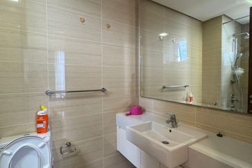 The Astaka @ 1 Bukit Senyum