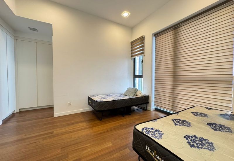 The Astaka @ 1 Bukit Senyum