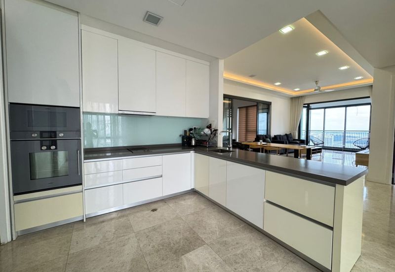 The Astaka @ 1 Bukit Senyum