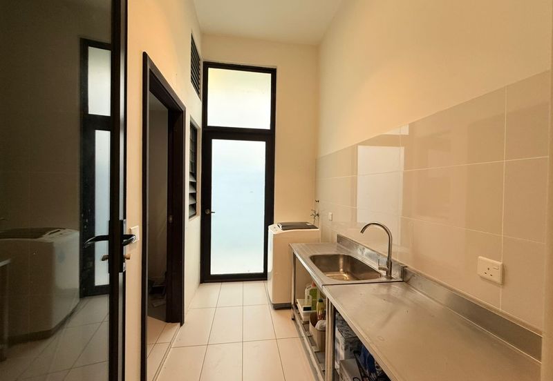 Avira Garden Terraces @ Medini