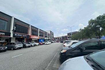 68 Avenue @ Gelang Patah