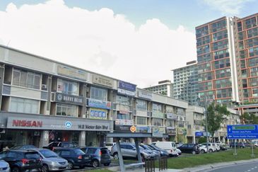 Taman Mount Austin Commercial