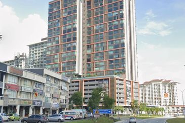 Taman Mount Austin Commercial