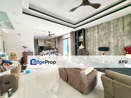 Taman Nusa Sentral Double Storey House Corner Lot, Johor, 