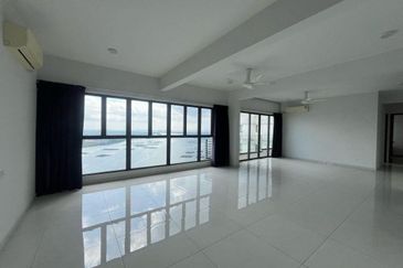 Royal Strand @ Country Garden Danga Bay