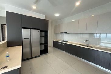 Royal Strand @ Country Garden Danga Bay