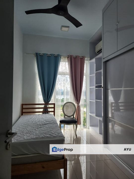 Skysuites Meldrum Hills Corner Unit Fully Renovated  Fully Furnished, Johor, Johor Bahru
