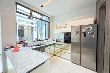 Oleander @ Kempas Utama