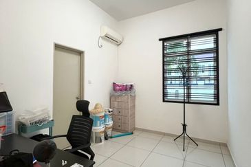 Oleander @ Kempas Utama