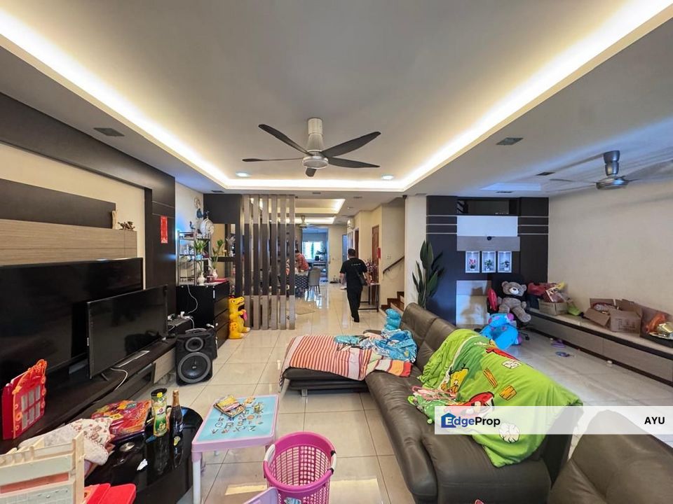 Taman Sutera Utama 2.5 Storey Superlink Terrace House, Johor, Skudai