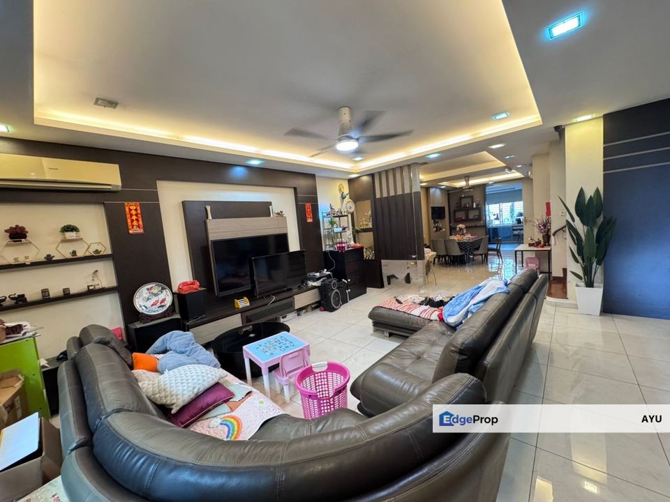 Taman Sutera Utama 2.5 Storey Superlink Terrace House, Johor, Skudai