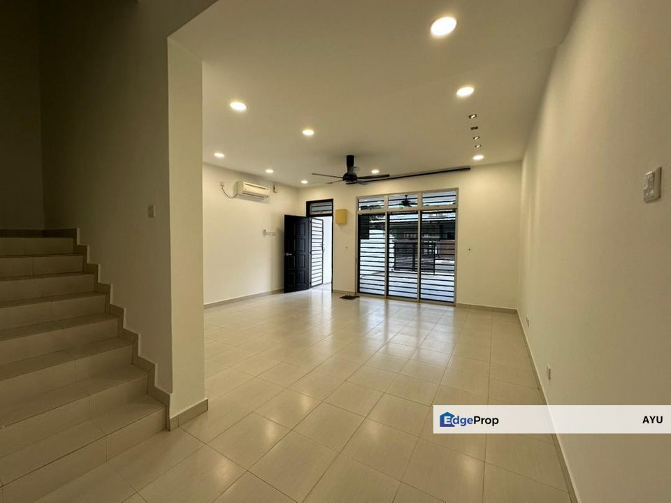 La Garden Jp Perdana Double Storey Terrace House, Johor, Johor Bahru