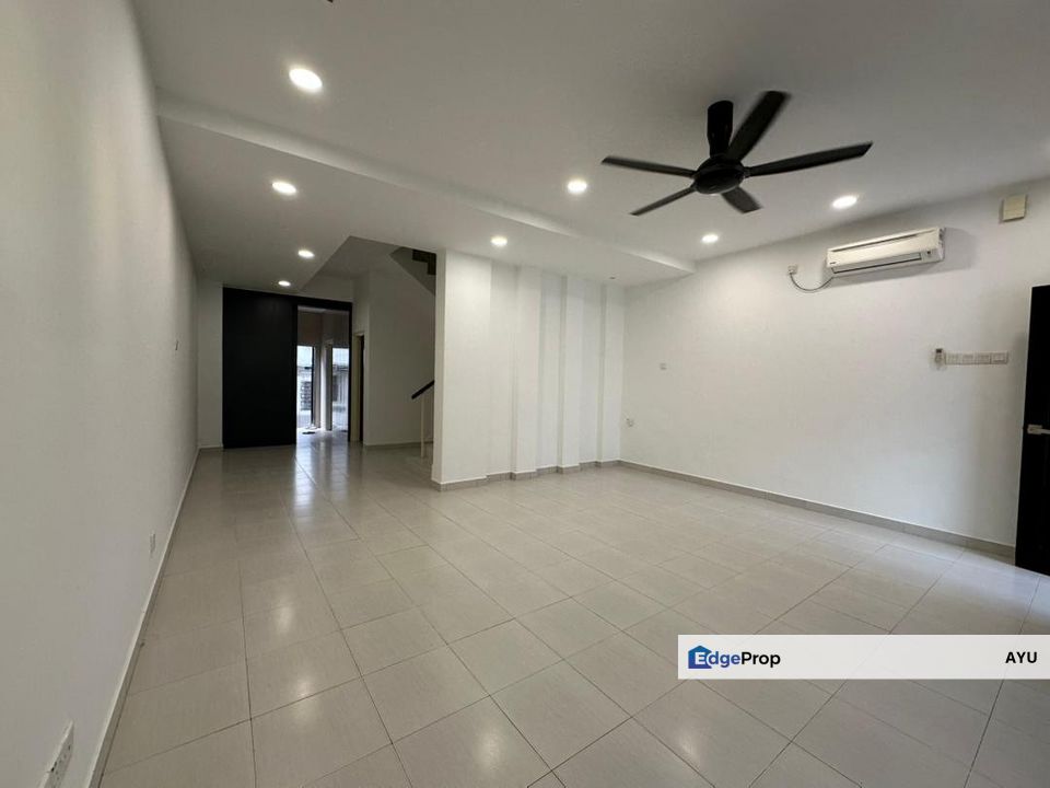 La Garden Jp Perdana Double Storey Terrace House, Johor, Johor Bahru