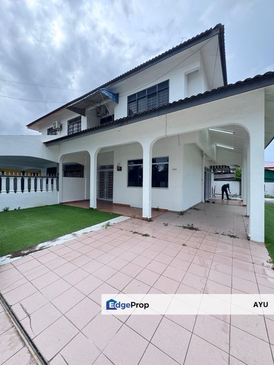 Taman Desa Sri Pontian Double Storey Semi D House, Johor, Pontian